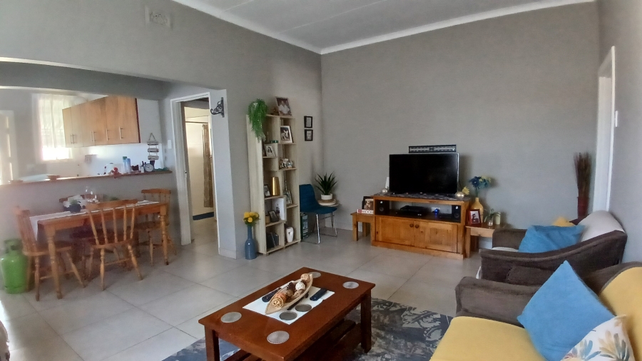 To Let 3 Bedroom Property for Rent in Sydenham Eastern Cape